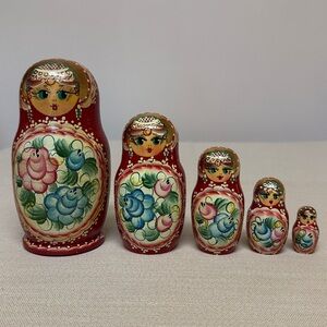 Red Matryoshka Nesting Dolls
